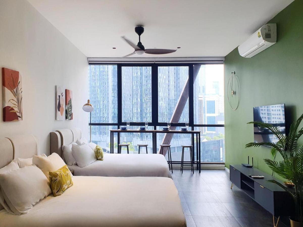 Scarletz Suites Klcc By Luxe Suites كوالالمبور المظهر الخارجي الصورة