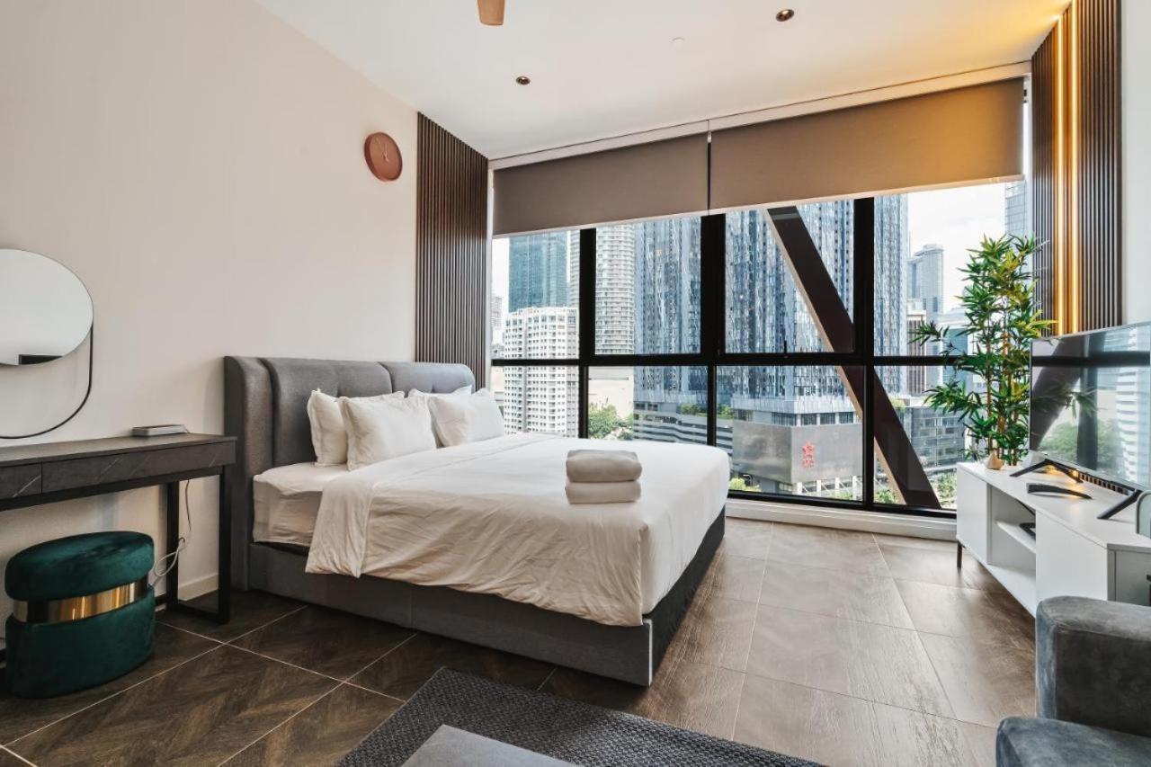 Scarletz Suites Klcc By Luxe Suites كوالالمبور المظهر الخارجي الصورة