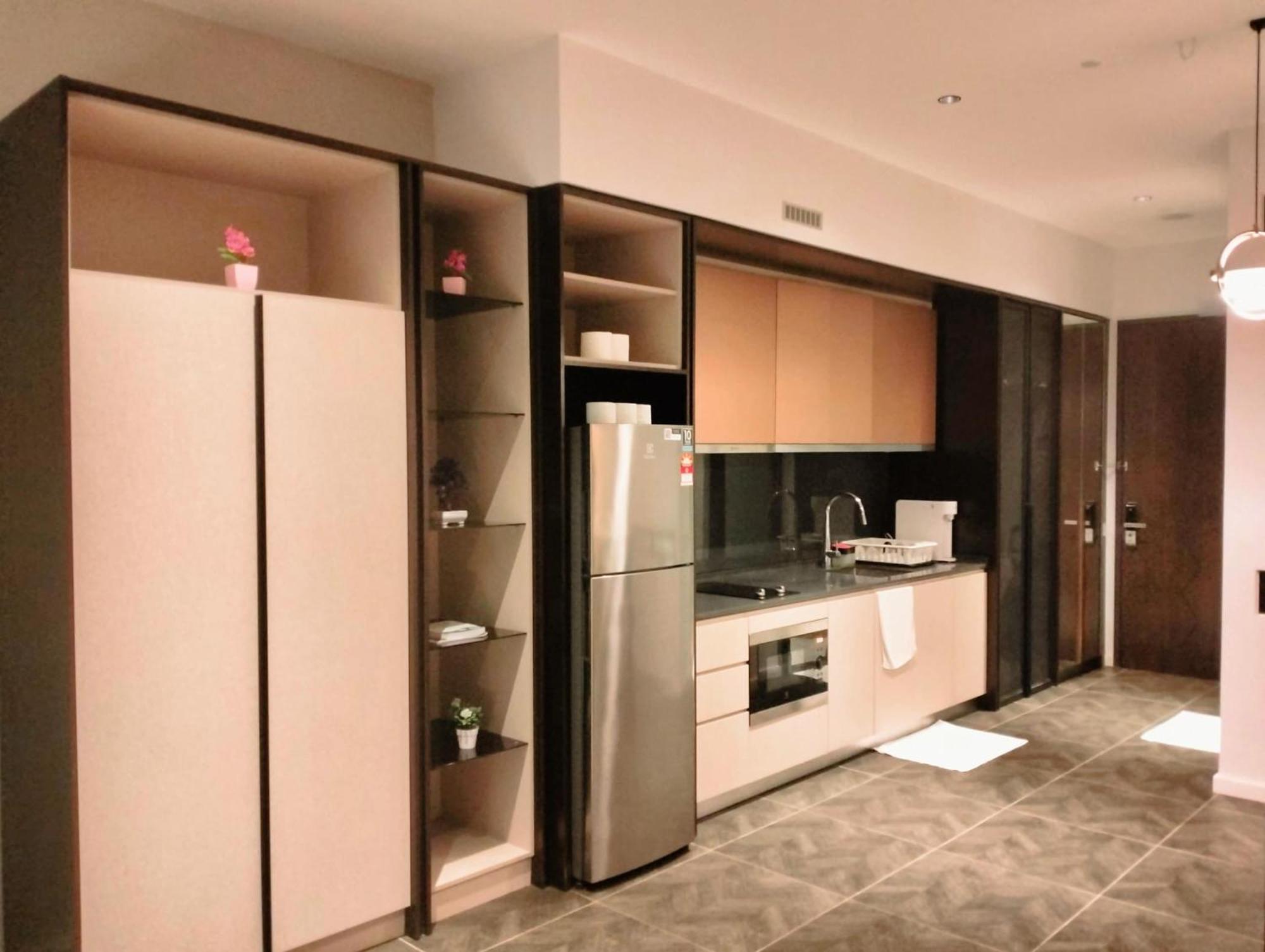 Scarletz Suites Klcc By Luxe Suites كوالالمبور المظهر الخارجي الصورة